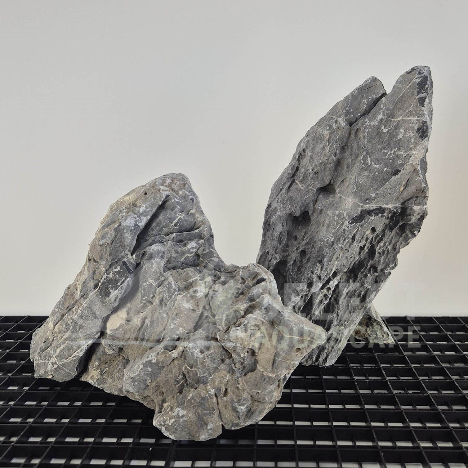 Hardscape Foundation Grid for Weight Dispersal in Aquascape